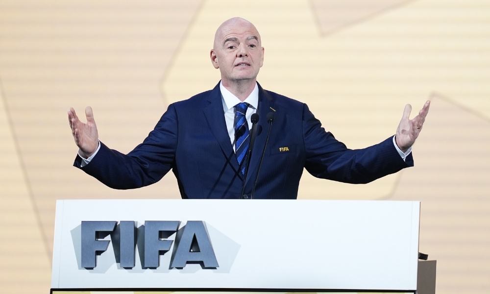 充满不确定 充满不确定